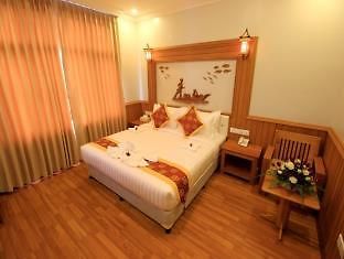 Inle Cherry Queen Hotel Nyaung Shwe Exterior foto